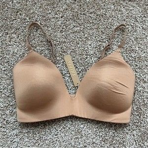 SKIMS Wireless T Shirt Bra 32DD